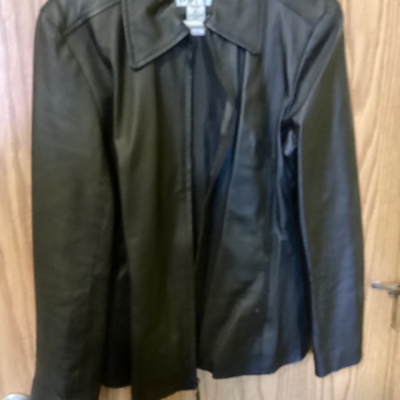 Leather jacket - Picture 5 of 5